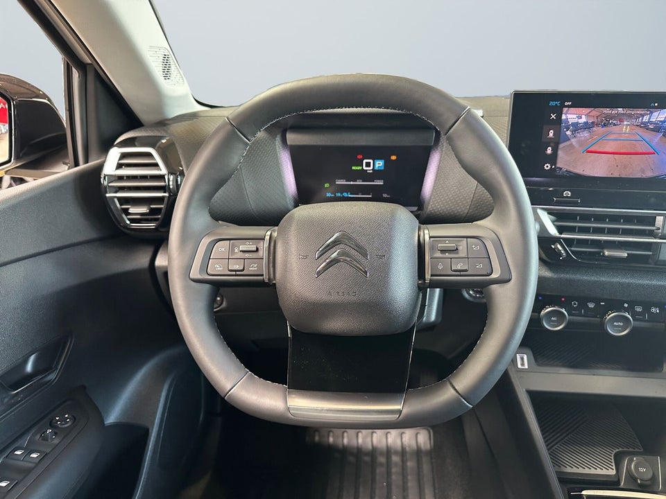 Citroën ë-C4 X 50 Shine 4d