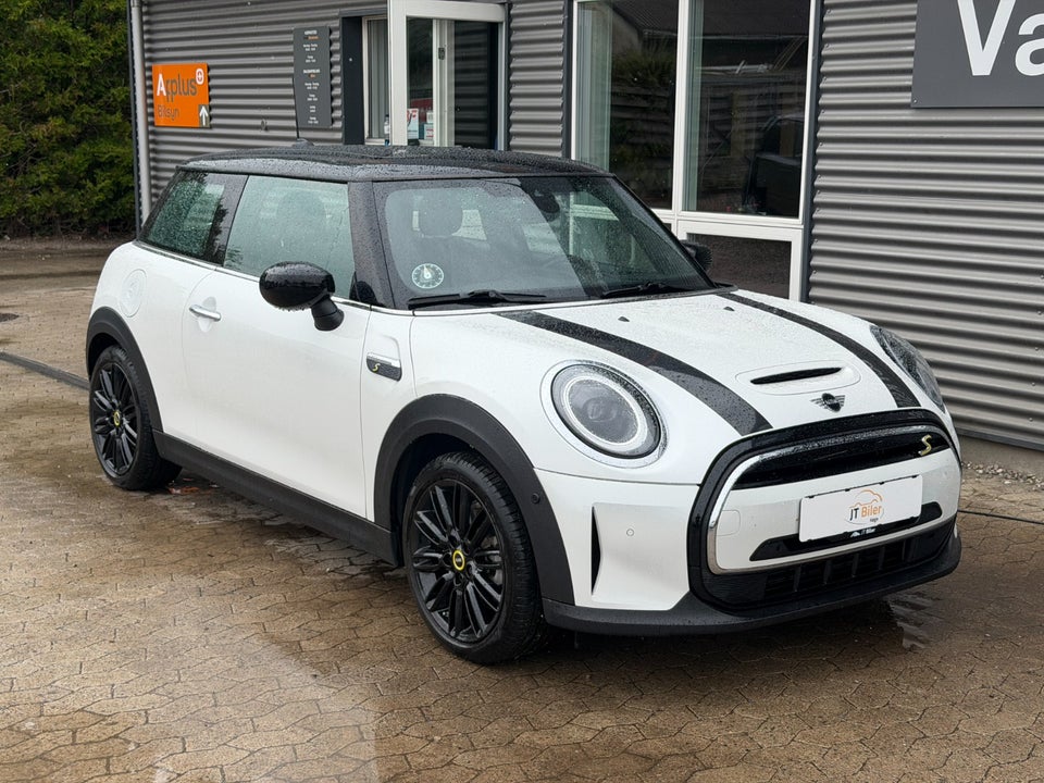 MINI Cooper SE Maximise 3d