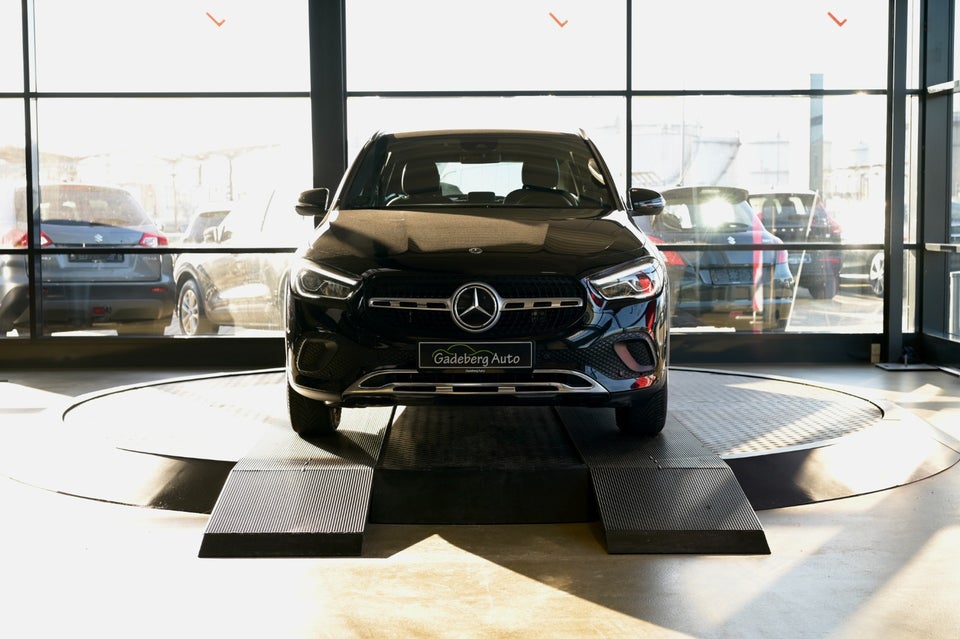 Mercedes GLA250 e 1,3 Progressive aut. 5d