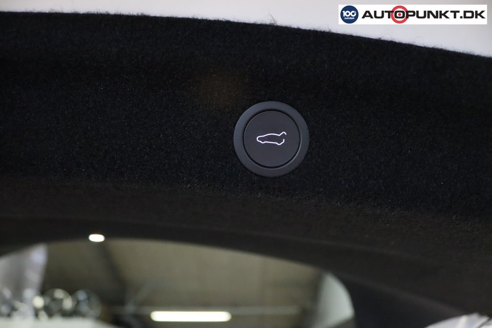 Tesla Model Y Long Range AWD 5d