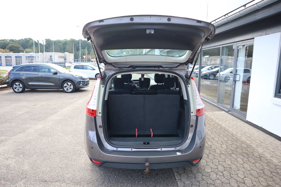 Renault Grand Scenic III 1,9 dCi 130 Dynamique 7prs 5d