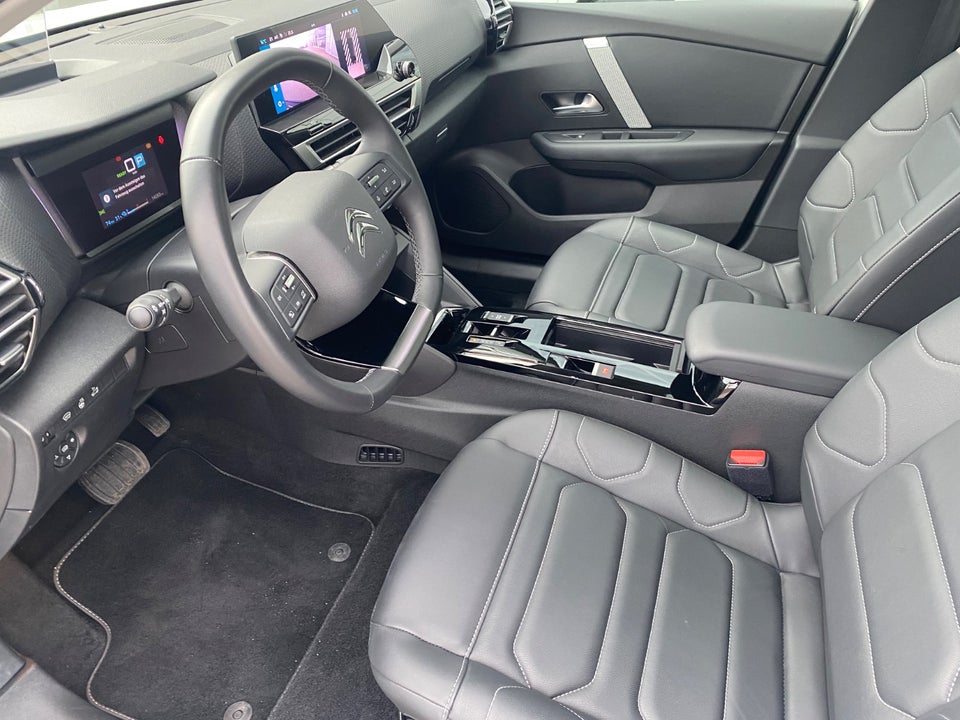 Citroën ë-C4 X 50 Shine 4d