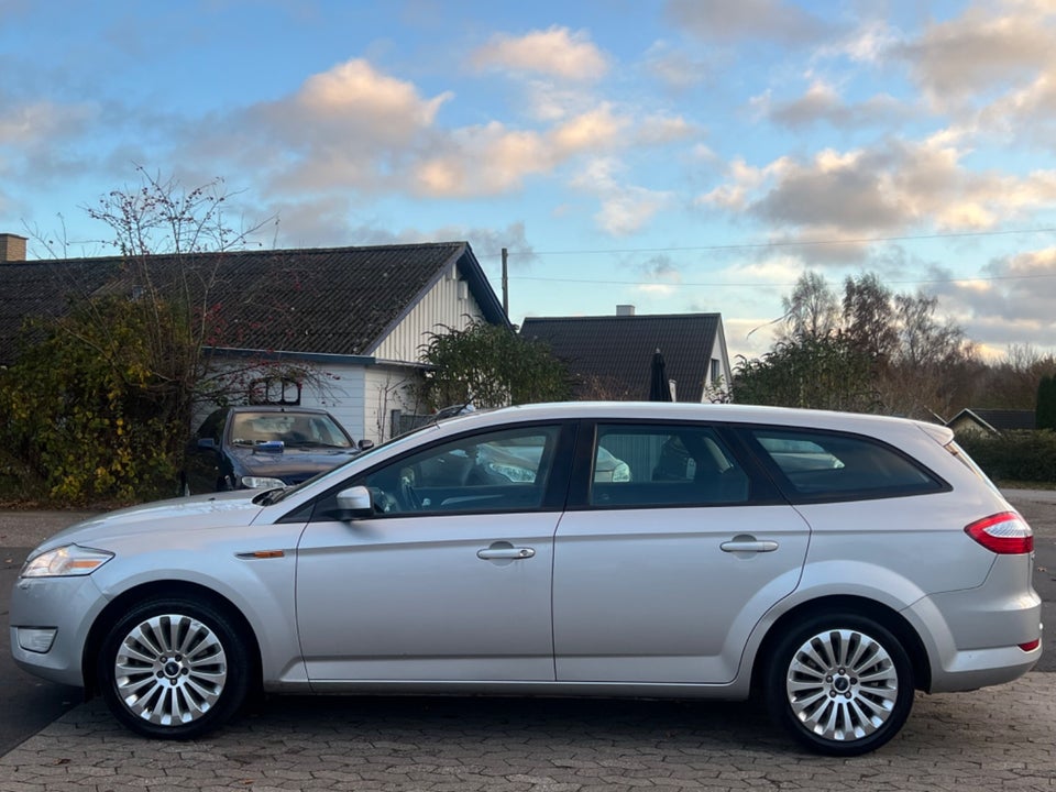 Ford Mondeo 2,0 Titanium 5d