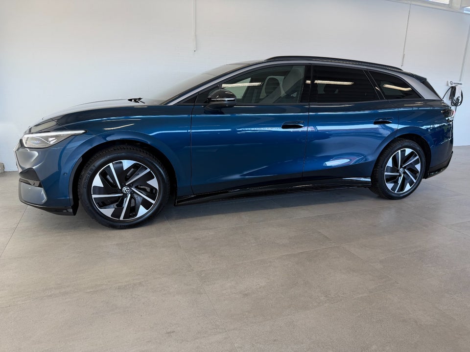 VW ID.7 77 Pro Tourer 5d