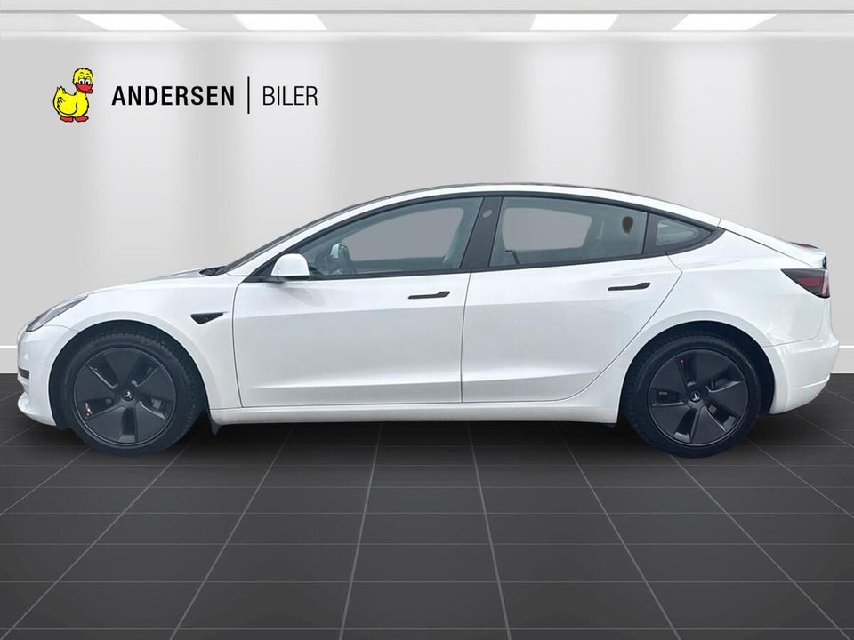 Tesla Model 3 RWD 4d