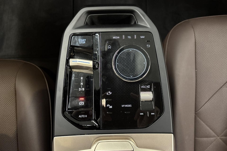 BMW iX xDrive40 5d