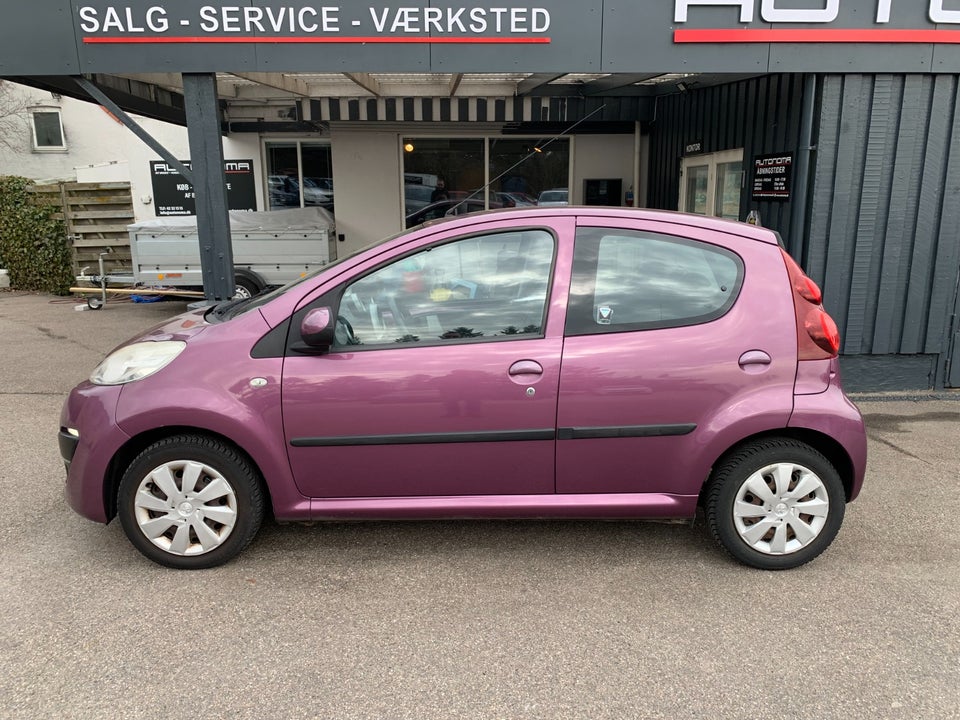 Peugeot 107 1,0 Champion Air 5d