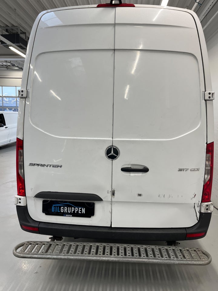 Mercedes Sprinter 317 2,0 CDi A3 Kassevogn aut. RWD