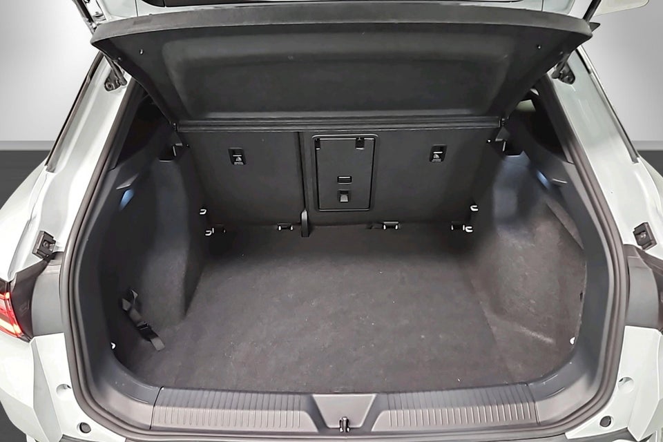 VW ID.4 52 Life 5d