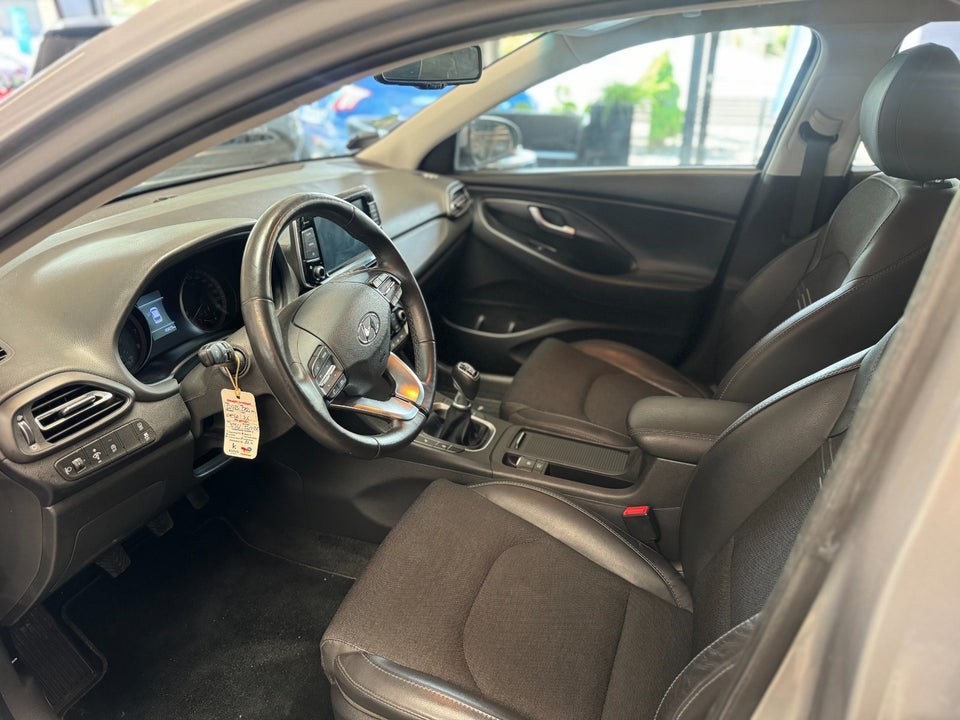 Hyundai i30 1,0 T-GDi Essential stc. 5d