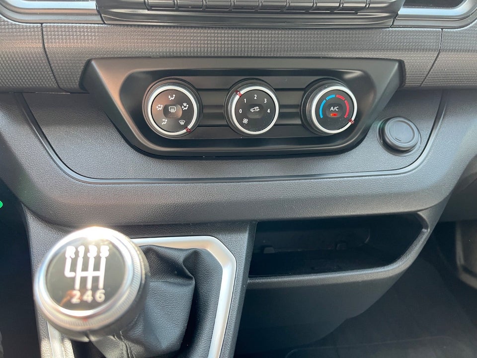 Renault Trafic 2,0 dCi 130 L2H1