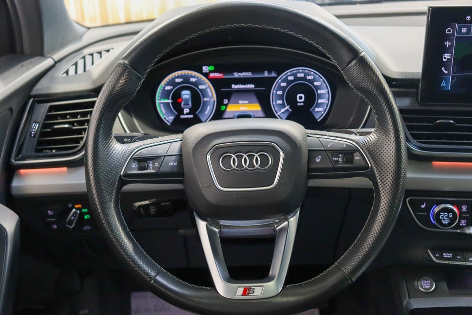 Audi Q5 50 TFSi e quattro S-tr. 5d