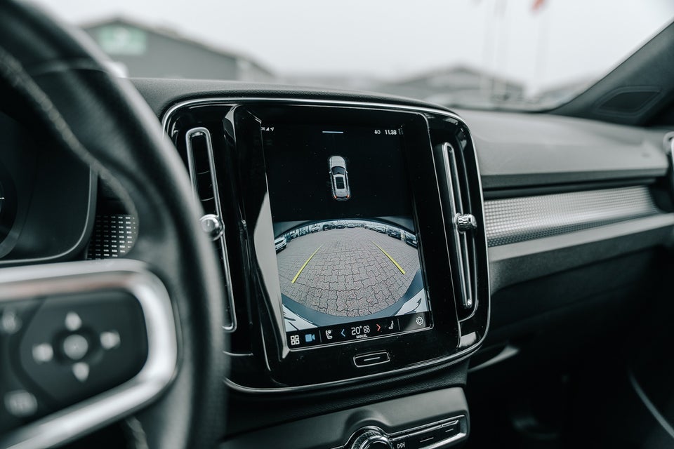 Volvo XC40 P8 ReCharge Twin R-Design 5d