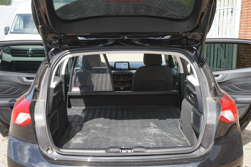 Ford Focus 1,5 EcoBlue Titanium Business Van 5d