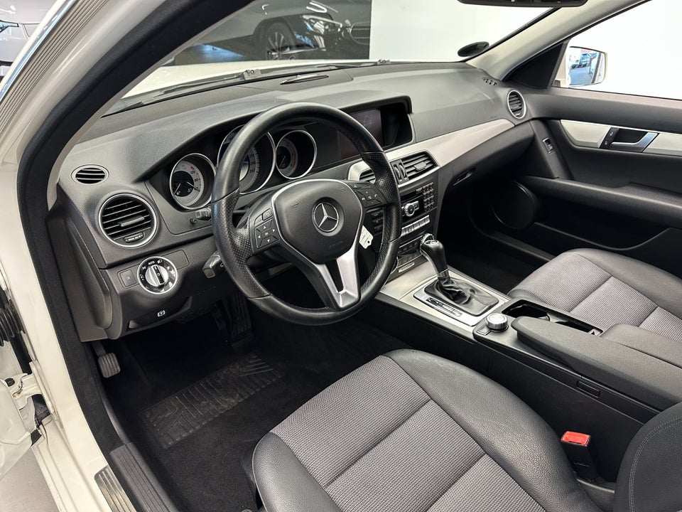 Mercedes C200 2,2 CDi Avantgarde stc. aut. BE 5d