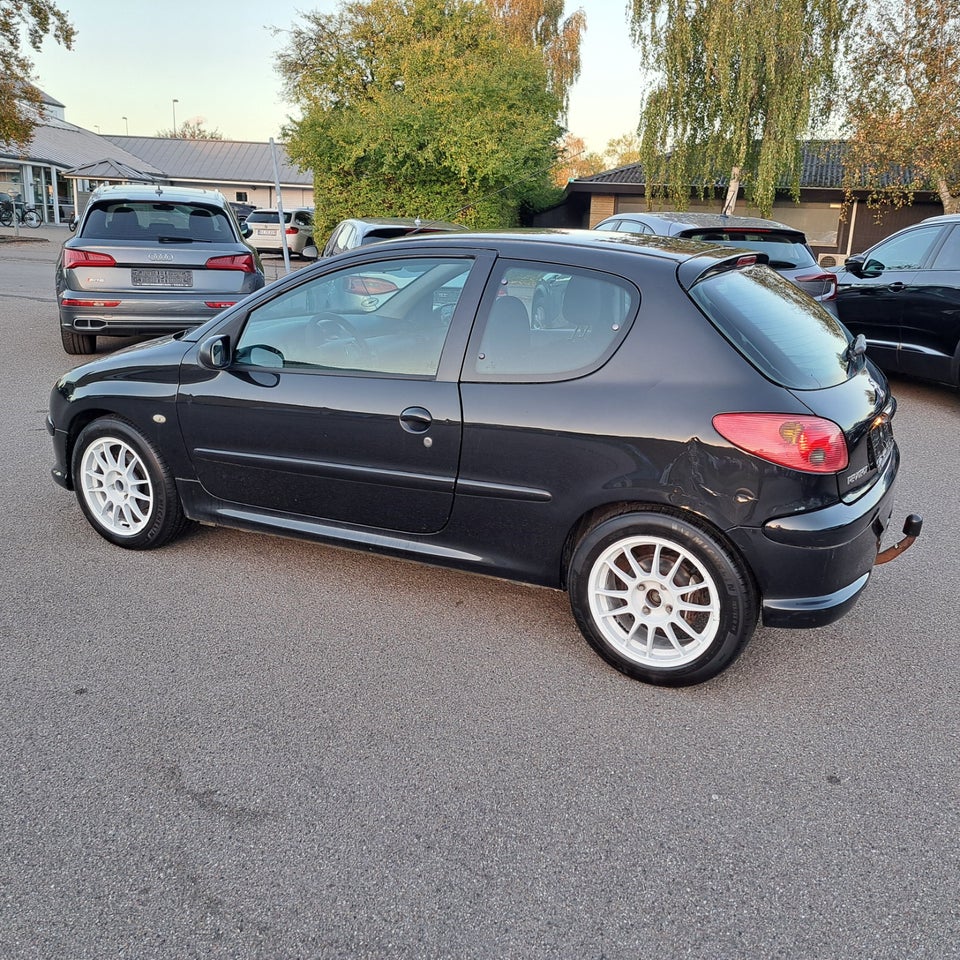 Peugeot 206 1,6 S16 3d