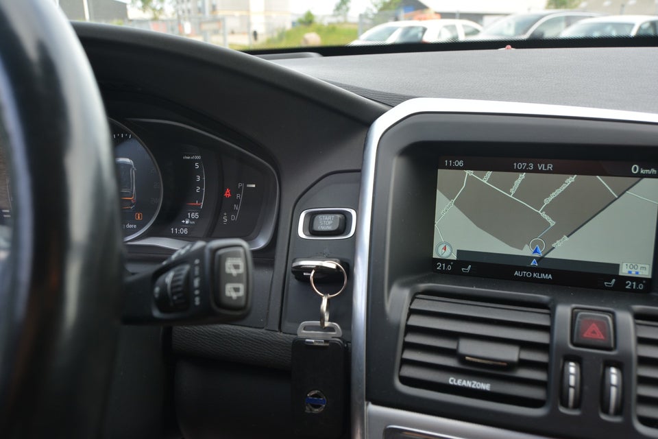 Volvo XC60 2,4 D4 190 Momentum aut. AWD 5d