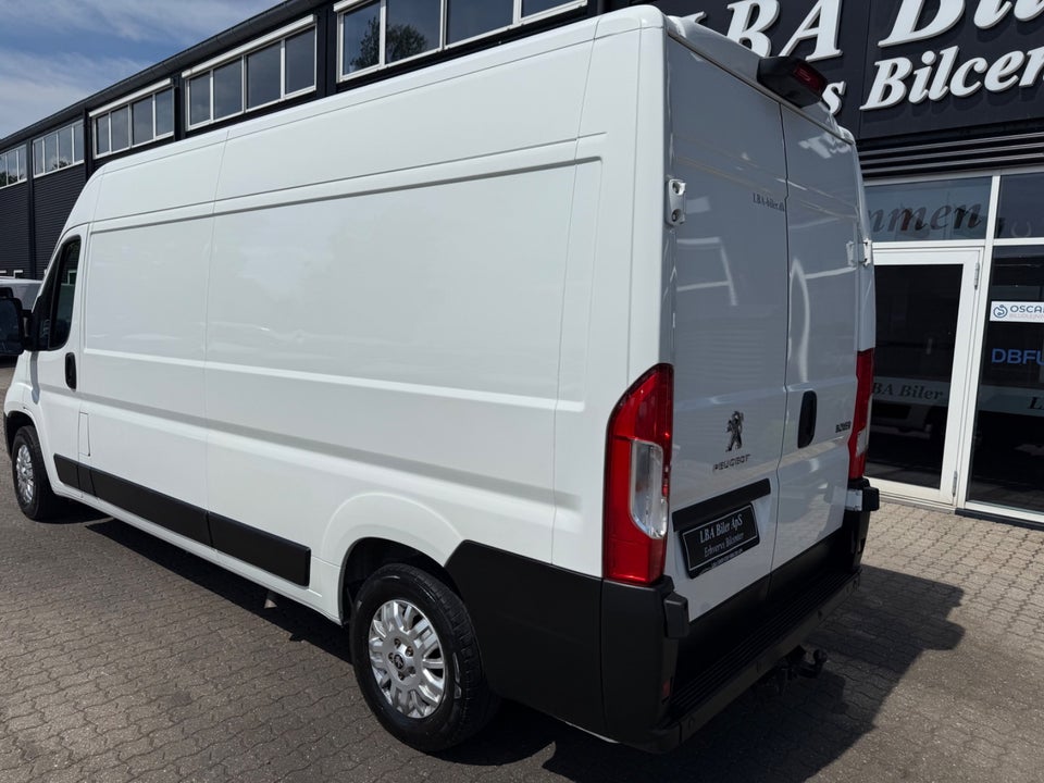 Peugeot Boxer 333 2,2 BlueHDi 165 L3H2 Premium