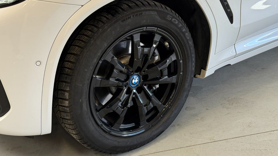 BMW iX3 Charged M-Sport 5d