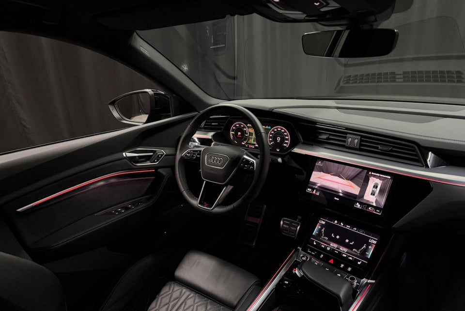 Audi Q8 e-tron 55 S-line Sportback quattro 5d