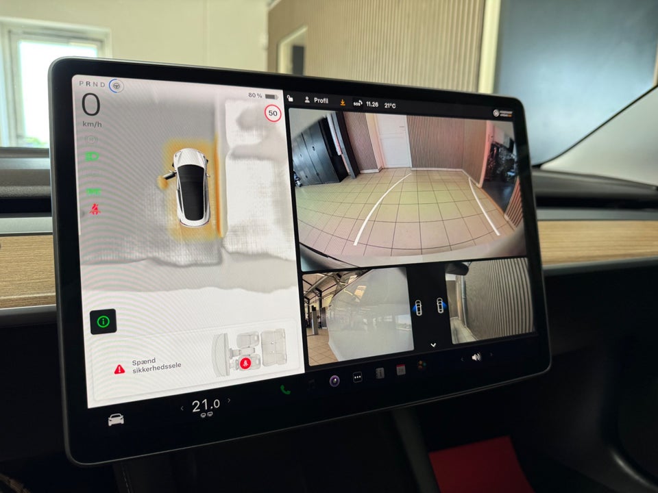 Tesla Model 3 RWD 4d