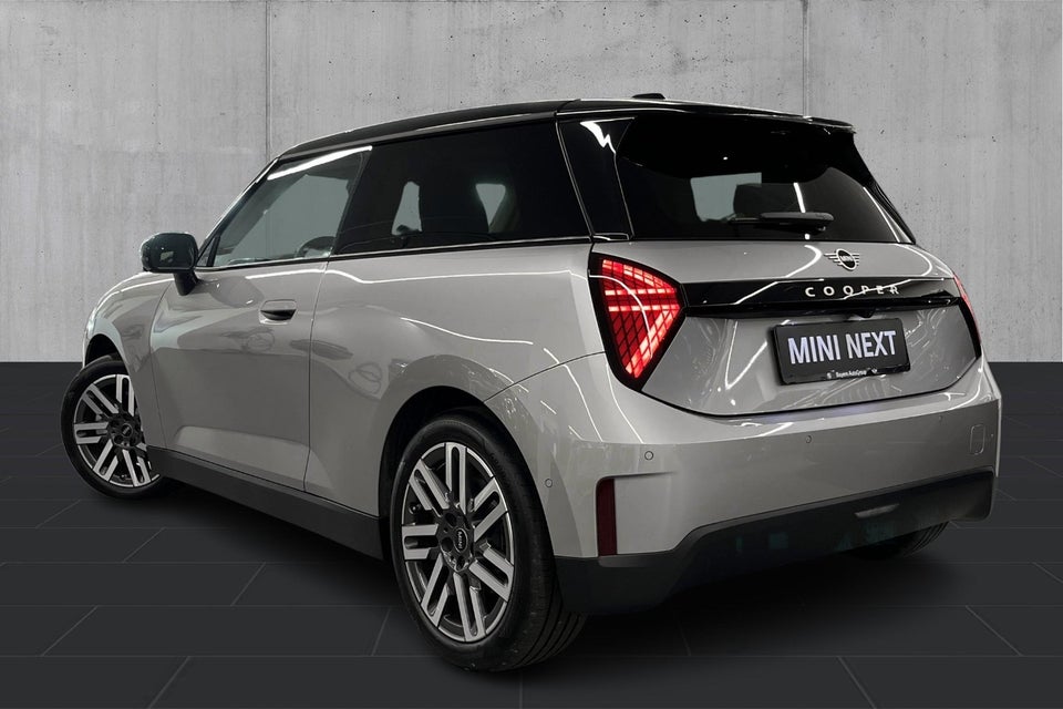 MINI Cooper E Classic Trim L 3d