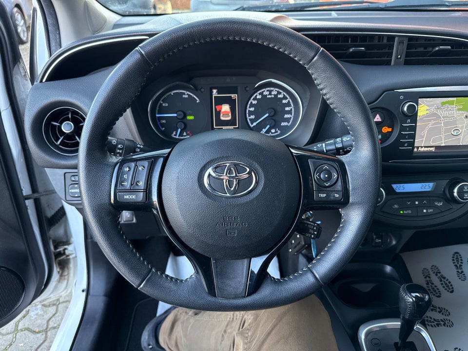 Toyota Yaris 1,5 Hybrid H2 Premium e-CVT 5d