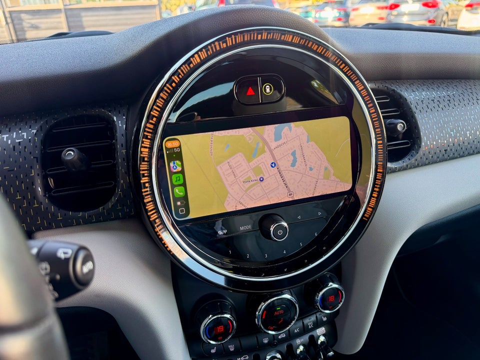 MINI Cooper SE Resolute Edition 3d