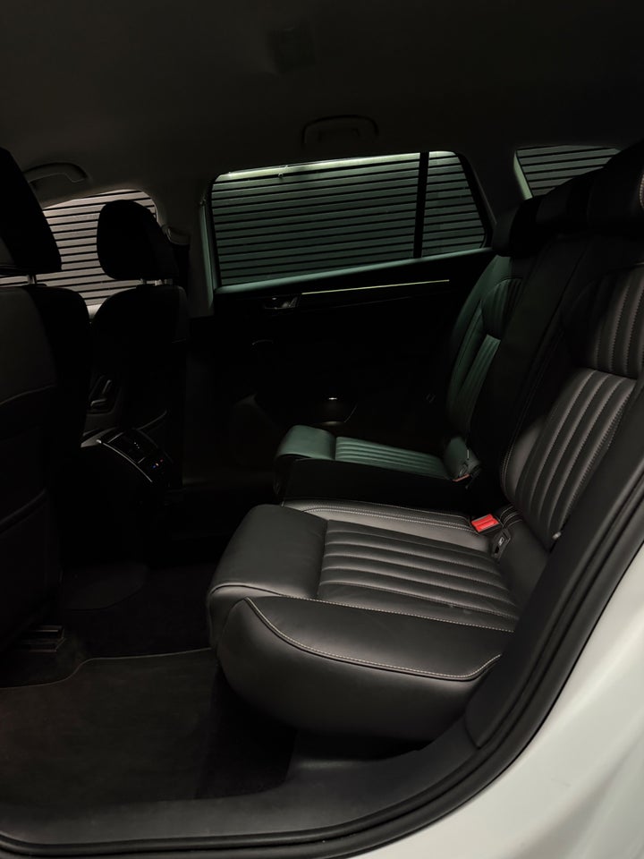 Skoda Superb 1,5 TSi 150 Business Executive Combi DSG 5d