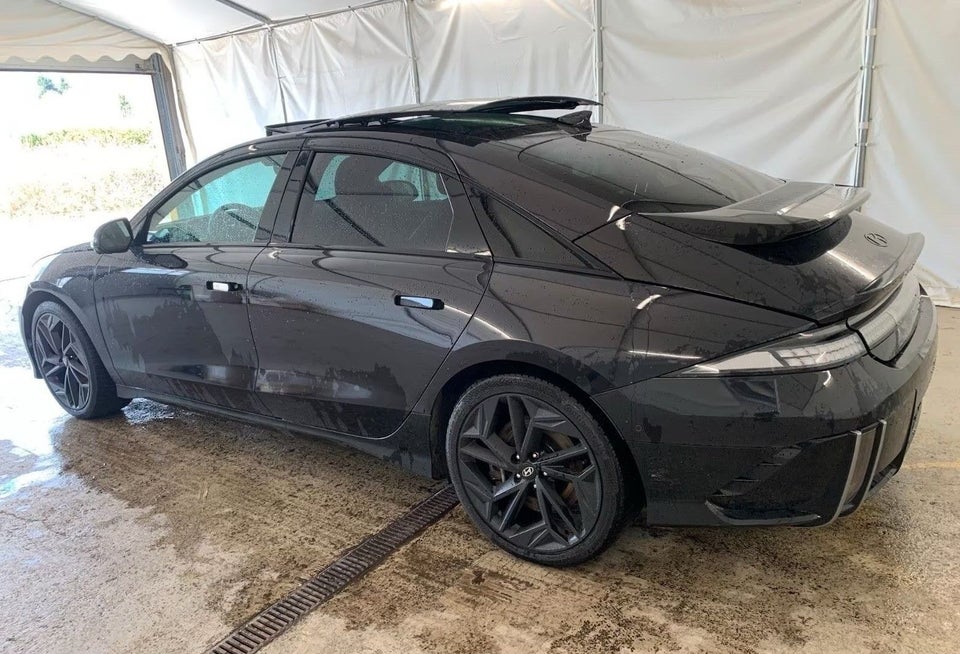Hyundai Ioniq 6 77 First Edition AWD 4d