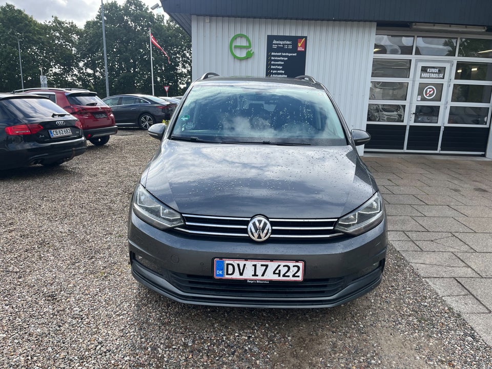 VW Touran 1,6 TDi 115 Comfortline DSG 7prs 5d