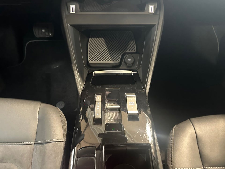 Citroën ë-C4 X 54 Ë-Series 4d