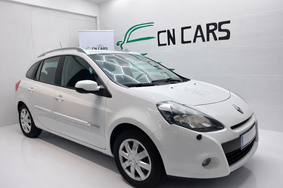 Renault Clio III 1,2 16V TCe Expression Sport Tourer 5d