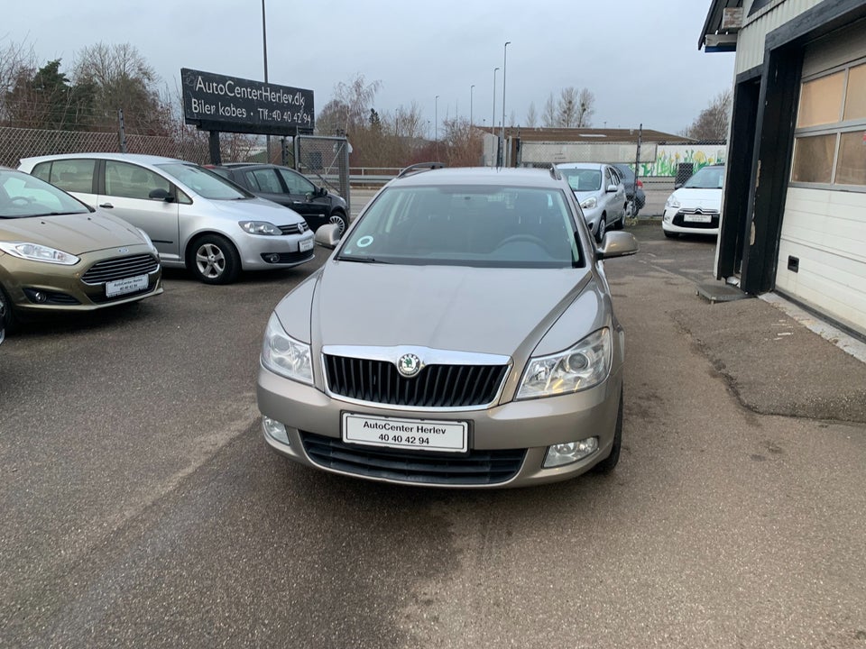 Skoda Octavia 1,4 TSi 122 Ambiente Combi 5d