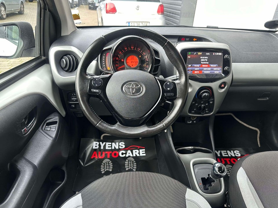 Toyota Aygo 1,0 VVT-i x-wave x-shift 5d