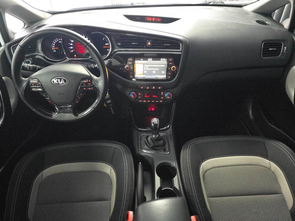 Kia Ceed 1,0 T-GDi Attraction SW 5d
