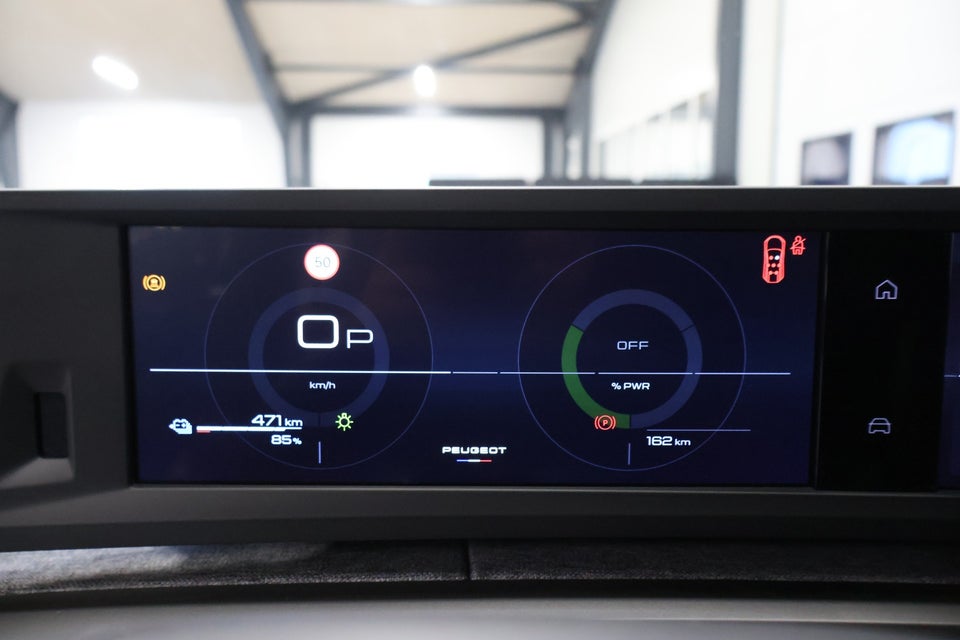 Peugeot e-5008 77 Allure Pack 7prs 5d