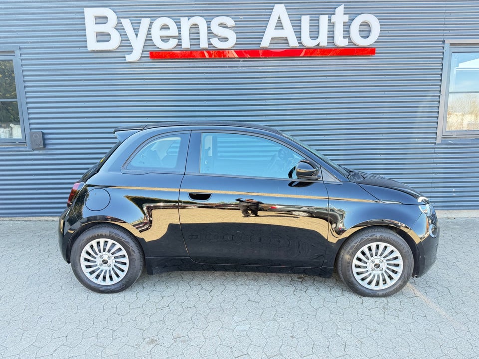 Fiat 500e 24 Action 3d