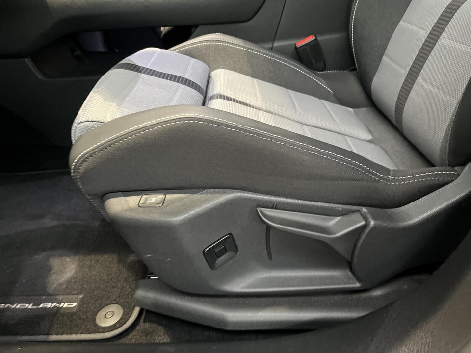 Opel Grandland-e 73 GS Sky 5d