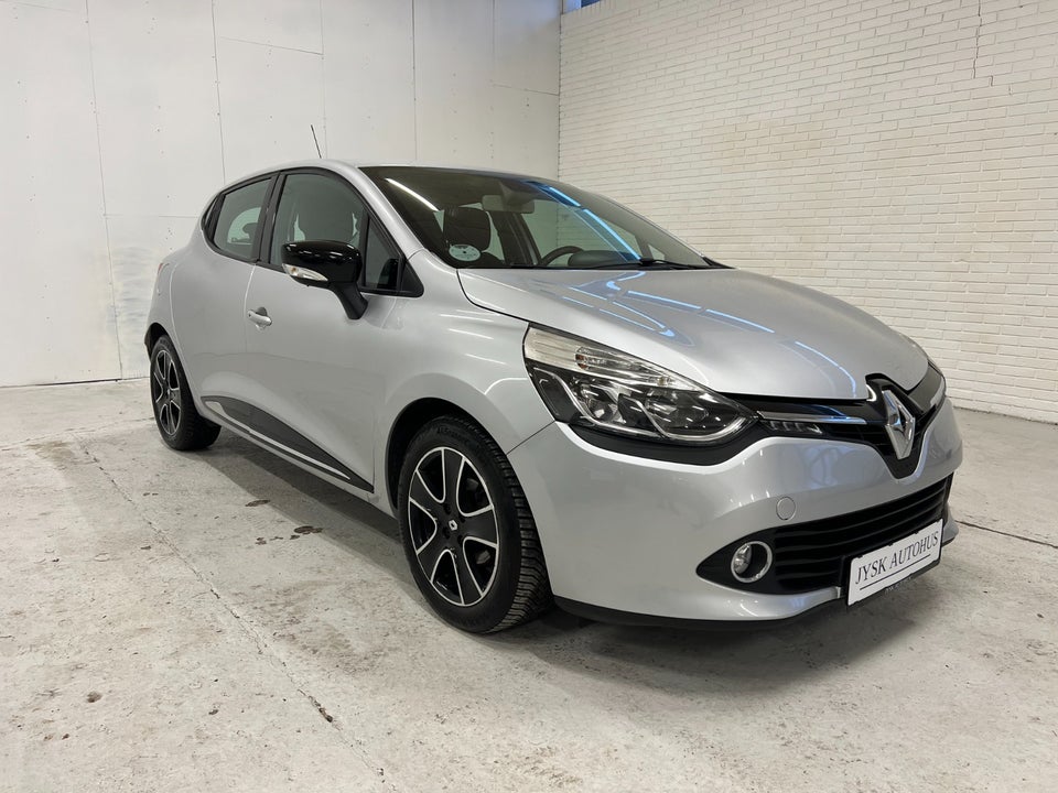 Renault Clio IV 0,9 TCe 90 Expression 5d
