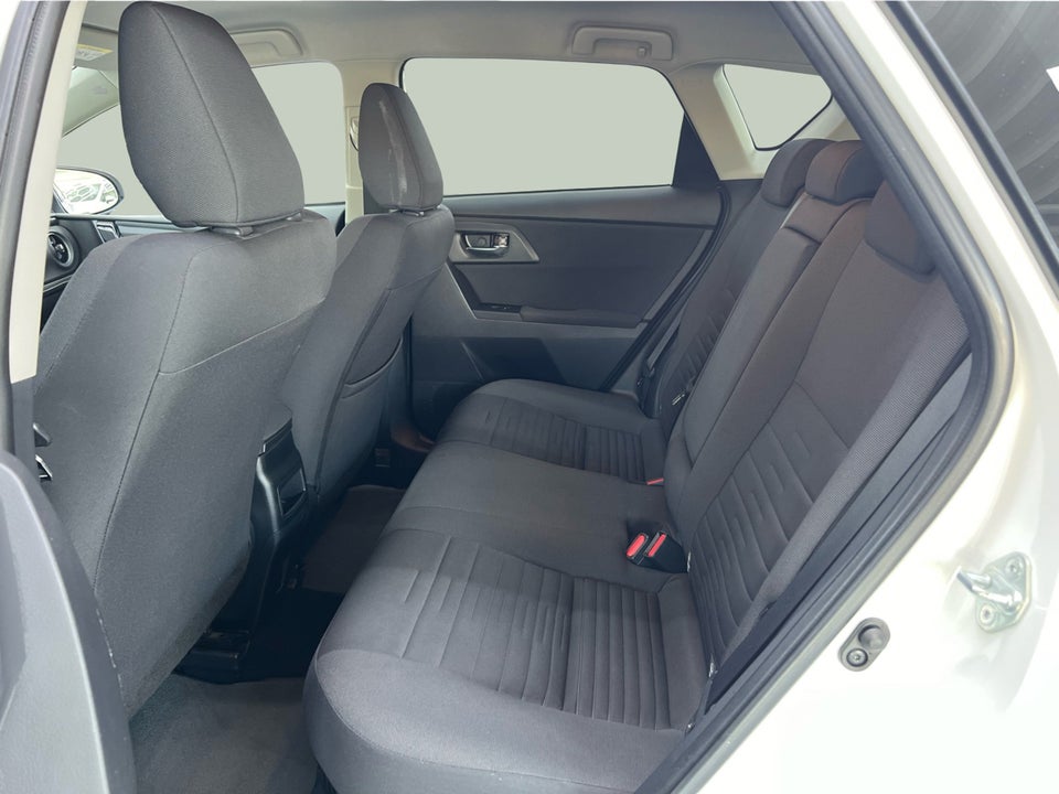 Toyota Auris 1,8 Hybrid H2 Comfort CVT 5d