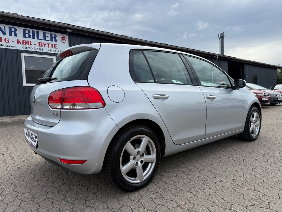 VW Golf VI 1,4 TSi 122 Comfortline 5d