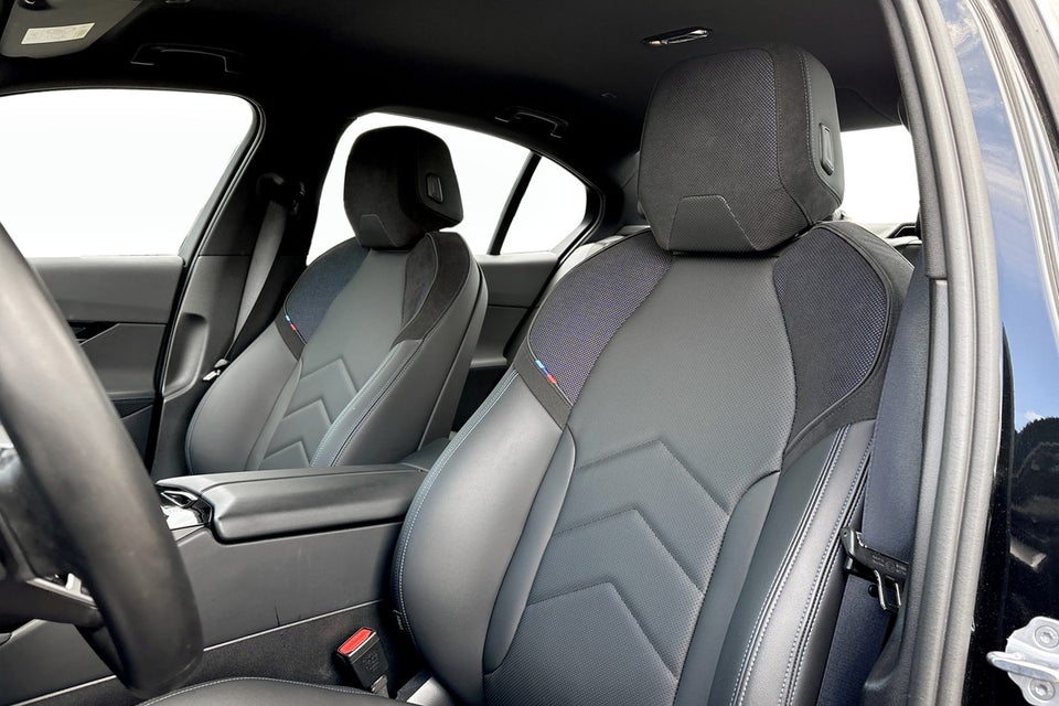BMW i5 eDrive40 M-Sport 4d