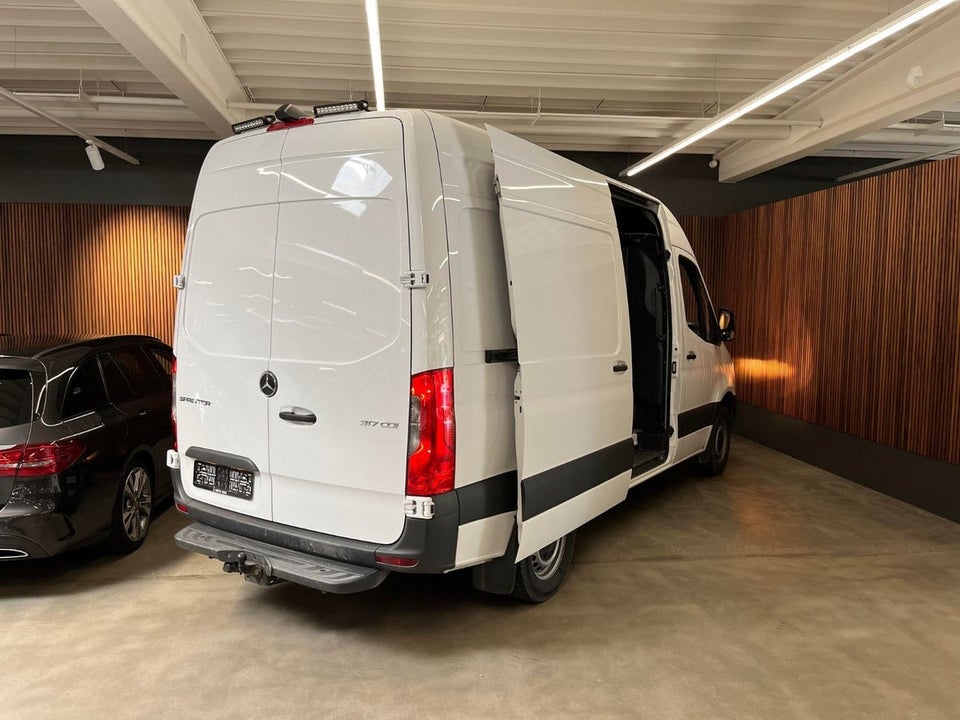 Mercedes Sprinter 317 2,0 CDi A2 Kassevogn aut. RWD