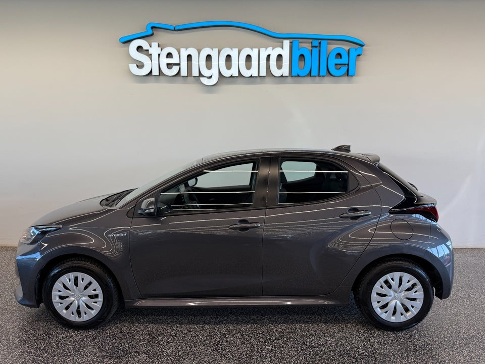 Toyota Yaris 1,5 Hybrid H1 e-CVT 5d