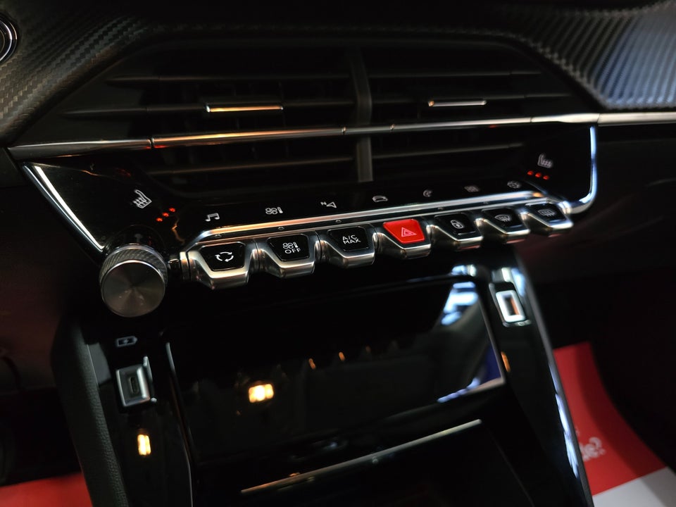 Peugeot 208 1,2 PureTech 100 Allure EAT8 5d