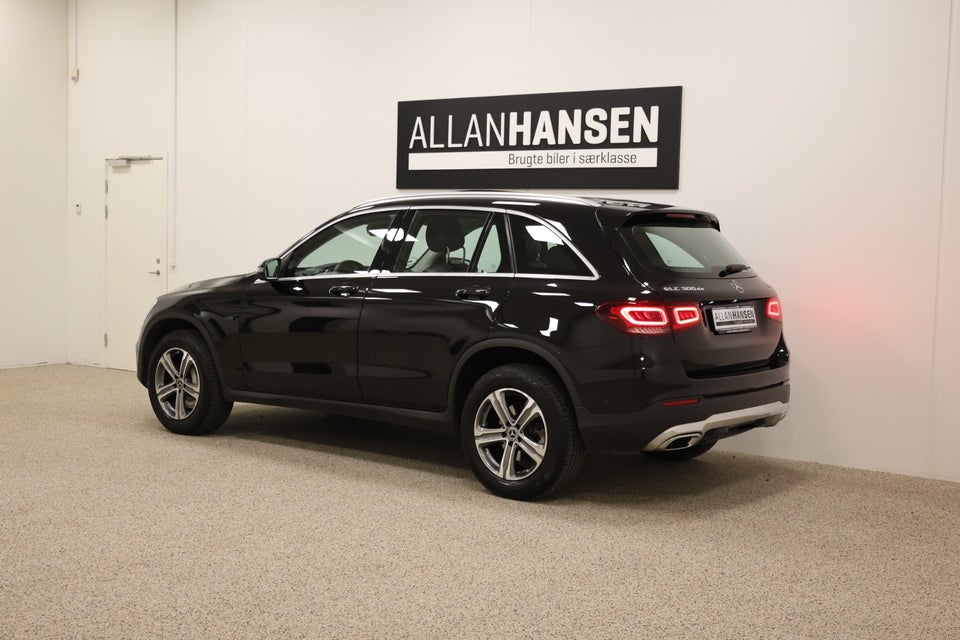 Mercedes GLC300 de 2,0 aut. 4Matic 5d