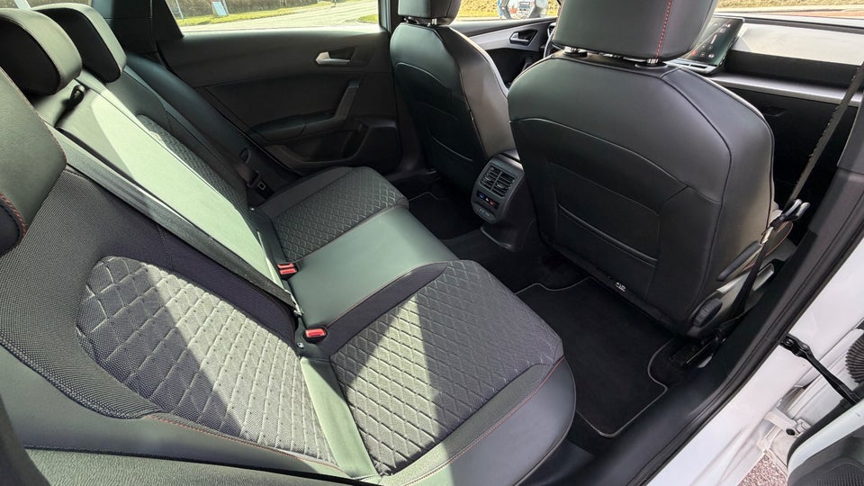 Seat Leon 1,4 eHybrid FR Sportstourer DSG 5d