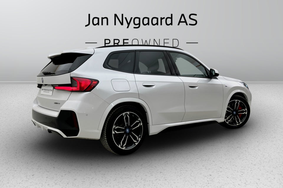 BMW iX1 xDrive30 M-Sport 5d