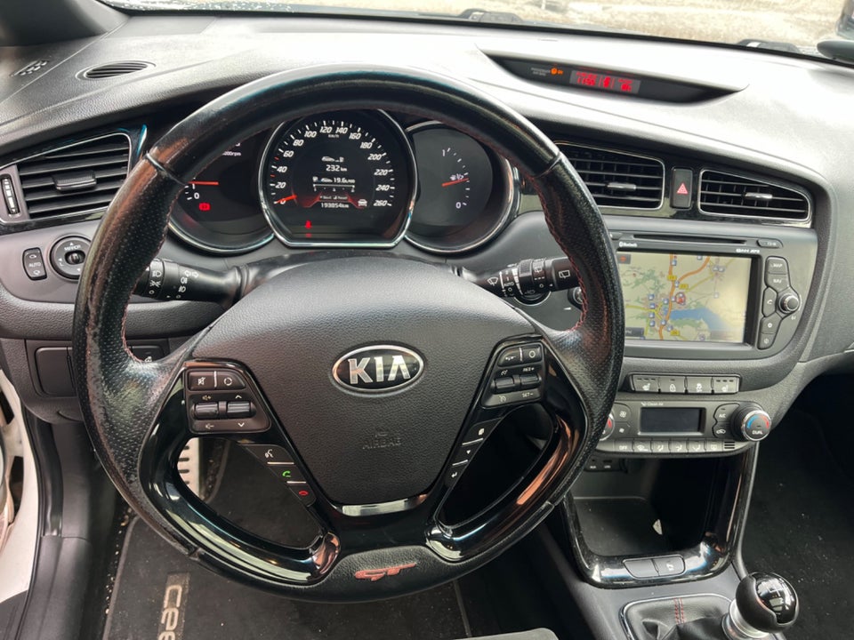 Kia Ceed 1,6 GDi GT 5d